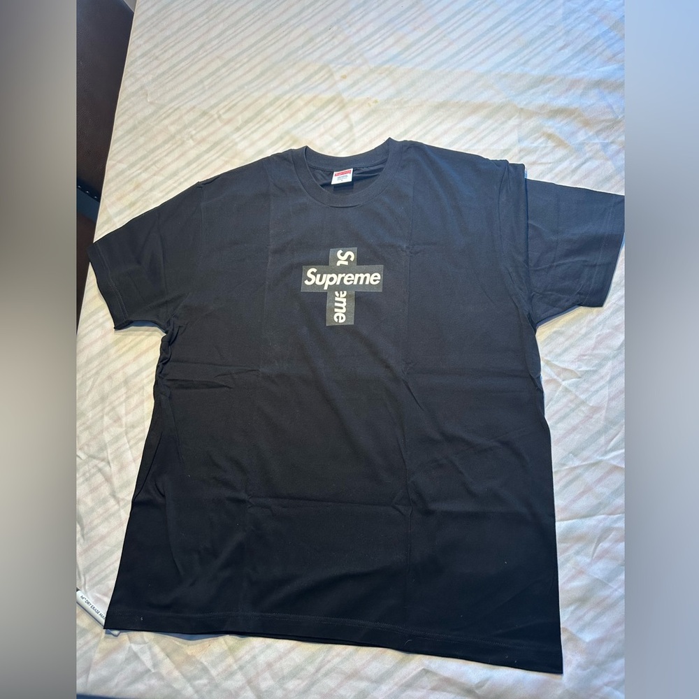 Supreme cross box logo black tee size large NWOT
